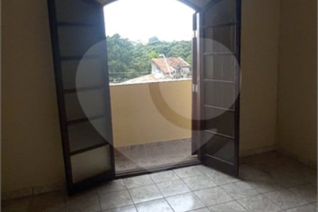Sobrado com 3 dormitórios à venda, 180 m² por R$ 480.000,00 - Bosque dos Eucaliptos - SJC