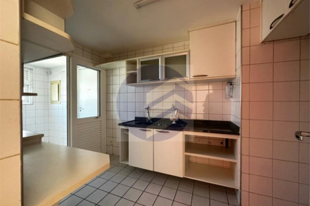 Apartamento à venda com 3 quartos, sendo 1 suíte, em Jardim Sul, São Paulo - SP