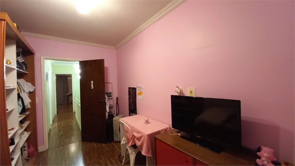 Casa à venda com 3 quartos, sendo 1 suíte,  em Jardim Esmeralda, São Paulo, SP