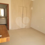 Indaiatuba- Condominio Maria Dulce-Venda e Locação - Terreno 300,00 ms - construido - 180,00 ms - Casa Terrea - 3 suites - escritório com ventilador, lavabo - cozinha com armários,forno, coifa e cooktop , ventilador - despensa - lavanderia com armarios- varanda gourmet com churrasqueira, quintal c