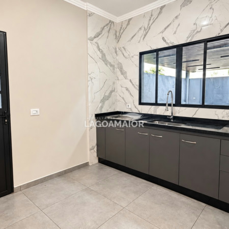 Casa à venda com 2 quartos, sendo 1 suíte, no condomínio Alto do Capivari, Três Lagoas - MS