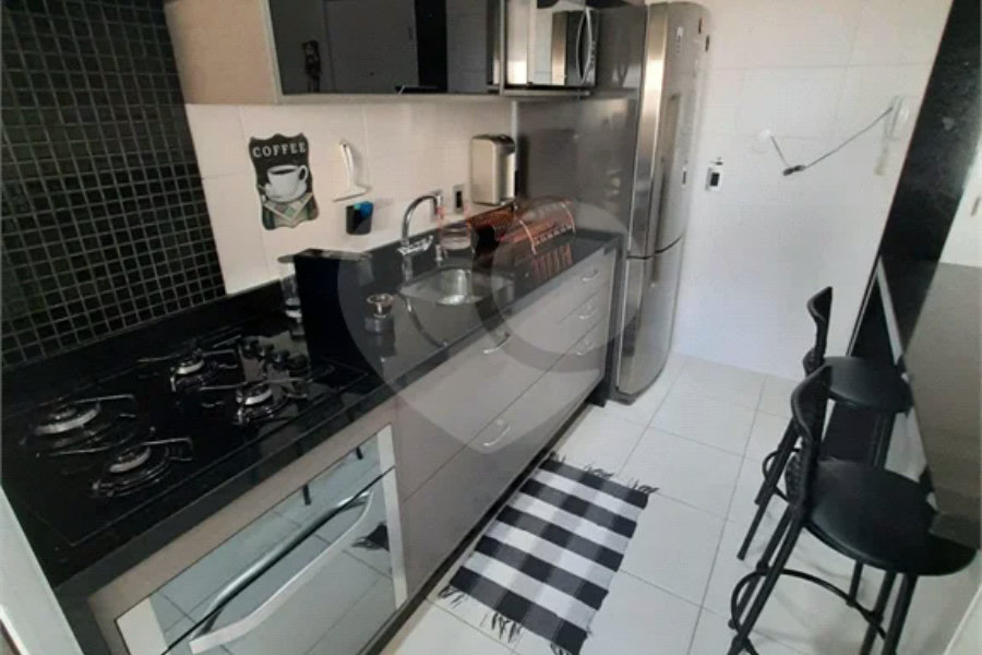 Apartamento à venda com 2 quartos, sendo 1 suíte,  em Vila Ester (zona Norte), São Paulo, SP
