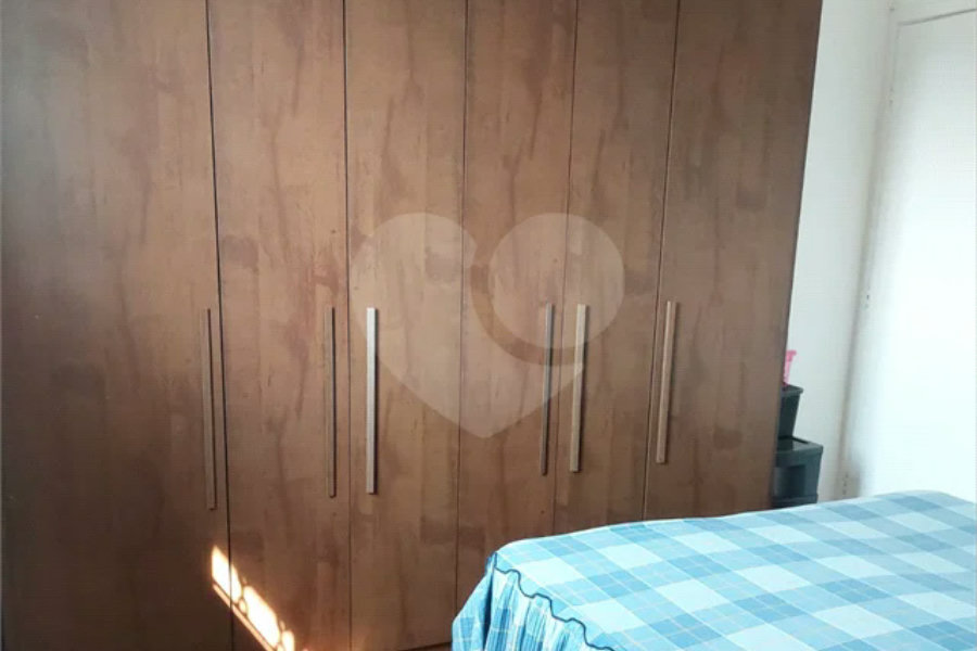 Sobrado com 2 dormitório região na Saúde