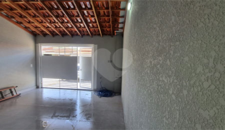 Casa à venda com 3 quartos, sendo 1 suíte,  em Vila Brizzola, Indaiatuba, SP