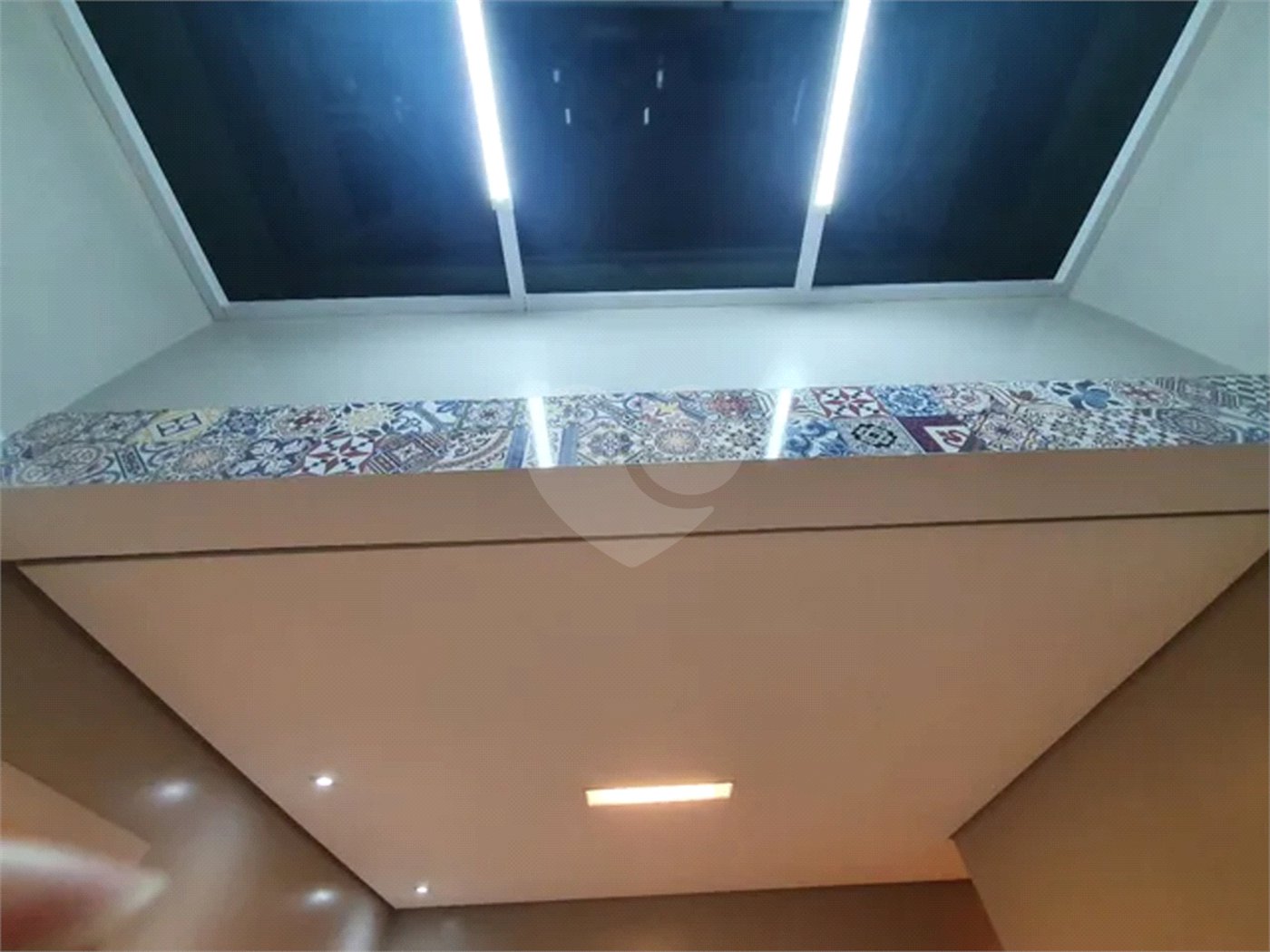 CASA A VENDA, 98M², 3 DORMITORIOS,2 BANHEIROS, 2 VAGAS GARAGEM, BAIRRO NOVO HORIZONTE SÃO JOSÉ DOS C