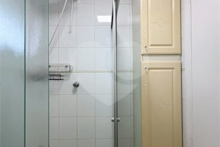 Apartamento 68m² com 3 Dormitórios, 1 Suíte e 2 Vagas na Vila Euclides