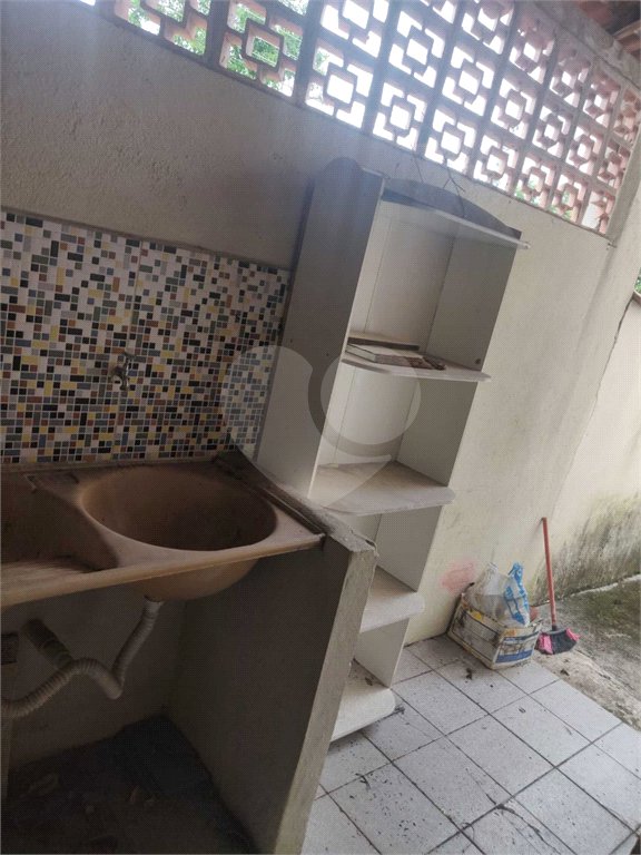 CASA COM DOIS ANDARES SEPARADOS A VENDA NO JARDIM LIMOEIRO, COM 139M²