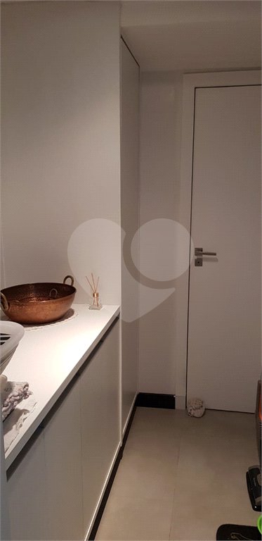 APARTAMENTO DE FINO TRATO - UM POR ANDAR NA MOOCA BELO