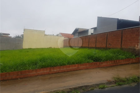 Excelente lote para venda.