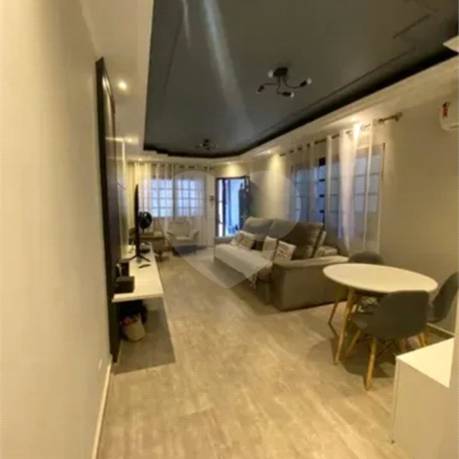 CASA A VENDA NO VISTA LINDA, 3 DORMITORIOS, 2 BANHEIROS, 2 VAGAS, SÃO JOSÉ DOS CAMPOS/SP.