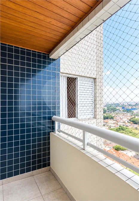 Apartamento de 84m² na Vila Lusitânia, em São Bernardo do Campo, com 3 dormitórios, suíte com varanda, 2 vagas cobertas, depósito privativo e lazer completo.