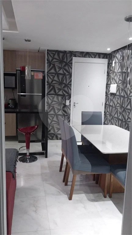 Apartamento de 2 quartos (1 suíte) à venda em Itaquera
