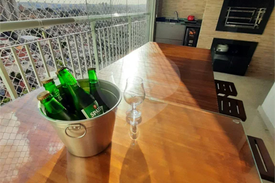 Apartamento à venda com 2 quartos, sendo 1 suíte,  em Vila Ester (zona Norte), São Paulo, SP