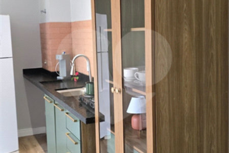Studio Reformado com Varanda e Lazer Completo 33m2 Campos Elíseos Mobiliado