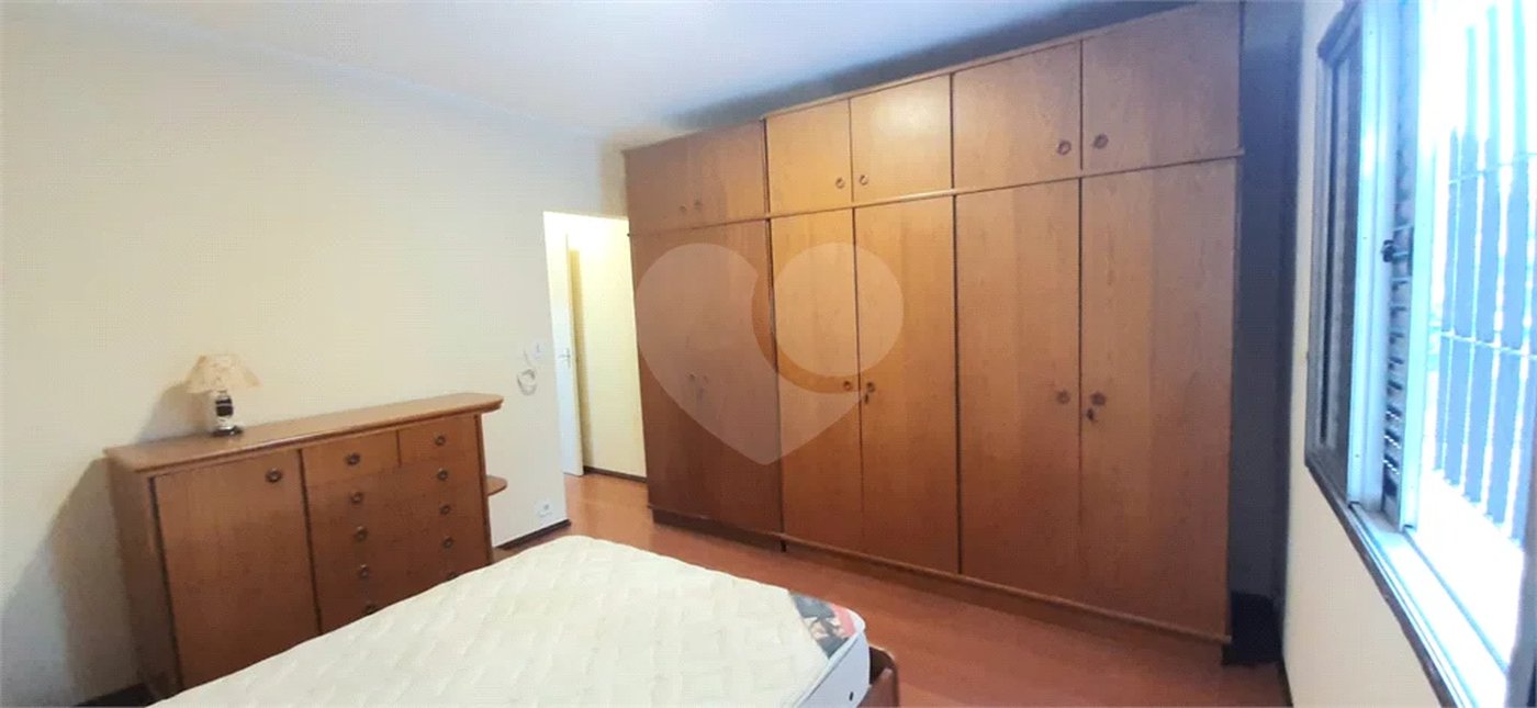 Sobrado amplo com 3 quartos, suíte e quintal para venda no Tremembé !!!