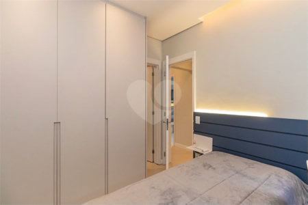 Apartamento 3 suítes 4 vagas 318m² a venda na Vila Sofia - São Paulo