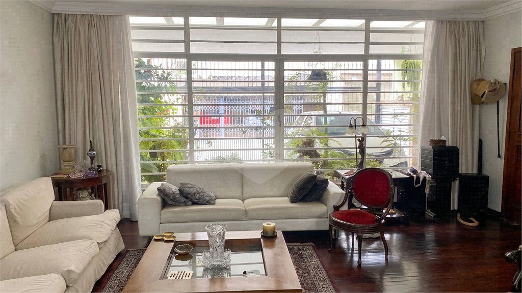 Sobrado à venda com 3 quartos, sendo 1 suíte, em Campo Belo, São Paulo, SP