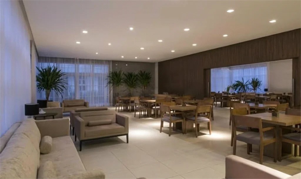 Apartamento à venda com 3 quartos, sendo 1 suíte, em Parque Reboucas, São Paulo, SP