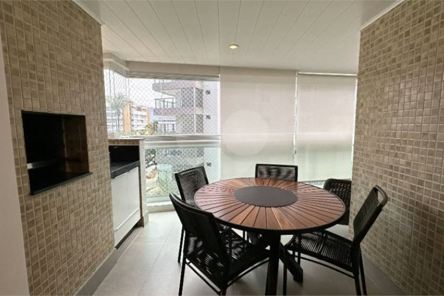 Apartamento à venda com 3 quartos, sendo 1 suíte,  em Riviera de São Lourenço, Bertioga, SP