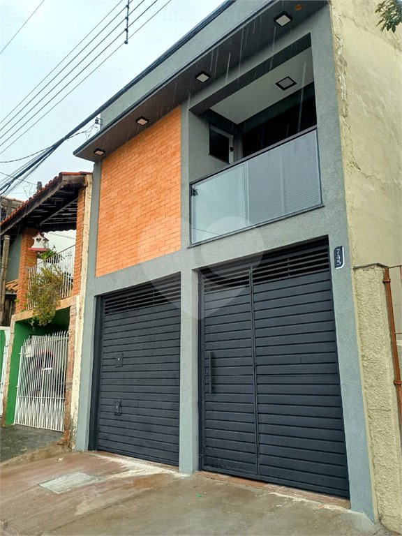 Belíssimo Sobrado com 3 Quartos e 135m² A/C à Venda no Jardim Alvinópolis - Atibaia