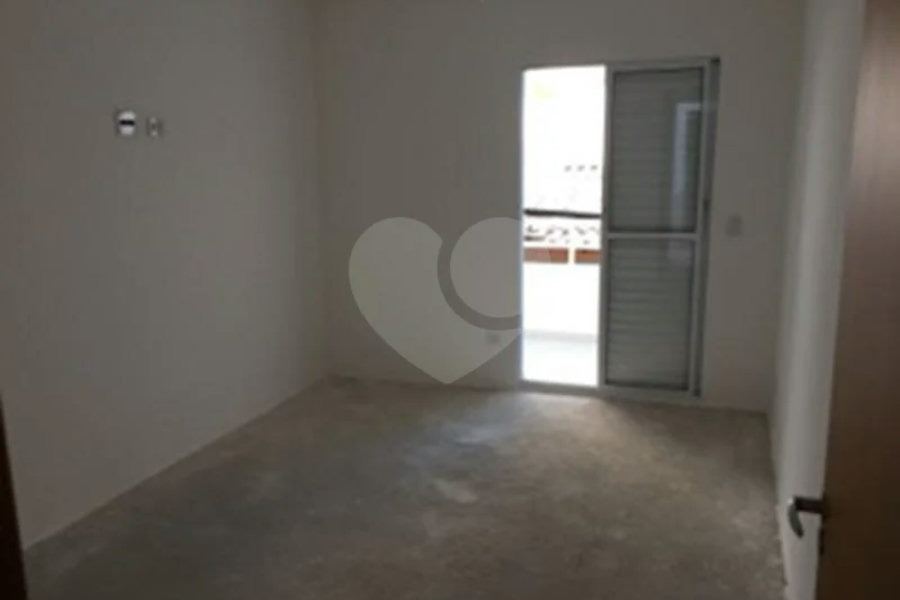Sobrado novo nunca habitado.