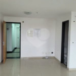 Sala comercial com 35m² , 1 vaga , 1 banheiro , à venda na Penha.
