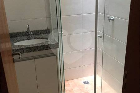 Indaiatuba - Sobrado para venda e Locação - Jardim Nely em Indaiatuba - R$ 425.000,00 - aceita parte em permuta - Bairro tranquilo com fácil acesso a rodovias, Shopping Polo Parque Mall - Assai, Polo shopping - Com duas suítes sendo uma com sacada, , lavabo. área de serviço , 2 vagas, portão ele