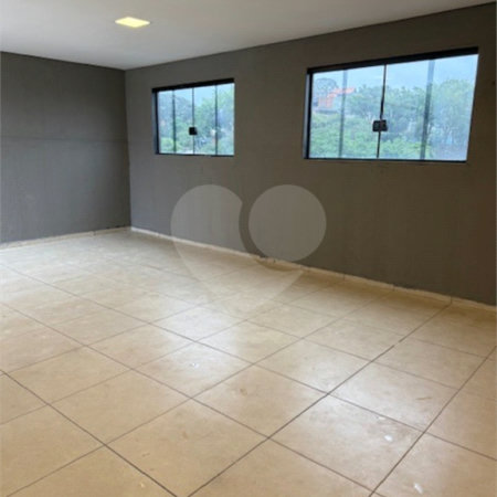 Casa com 235m² , 3 dormitórios , sendo 1 suíte , 6 vagas , à venda no Jardim Brasilia