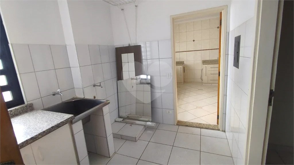 Apartamento Edifício Romano