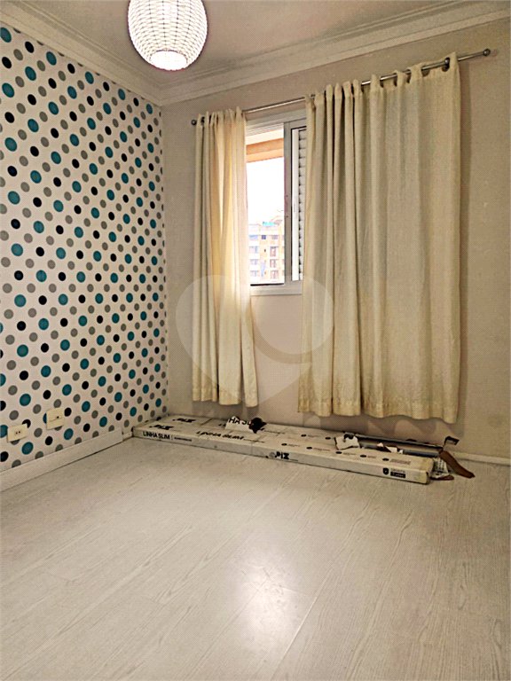 Apartamento na Chácara Inglesa com 2 dormitórios (1 suite), varanda, vista livre e vaga