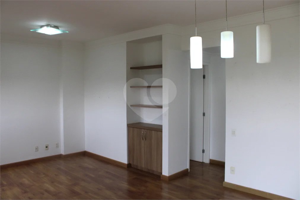 Apartamento de 3 Suítes com Vista Definitiva e Sol da Manhã no Condomínio Club House - Parque do Prado