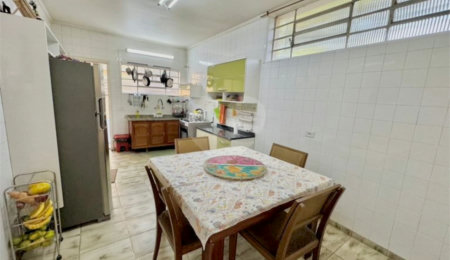 Sobrado à venda com 3 quartos, sendo 1 suíte,  em Brooklin, São Paulo, SP