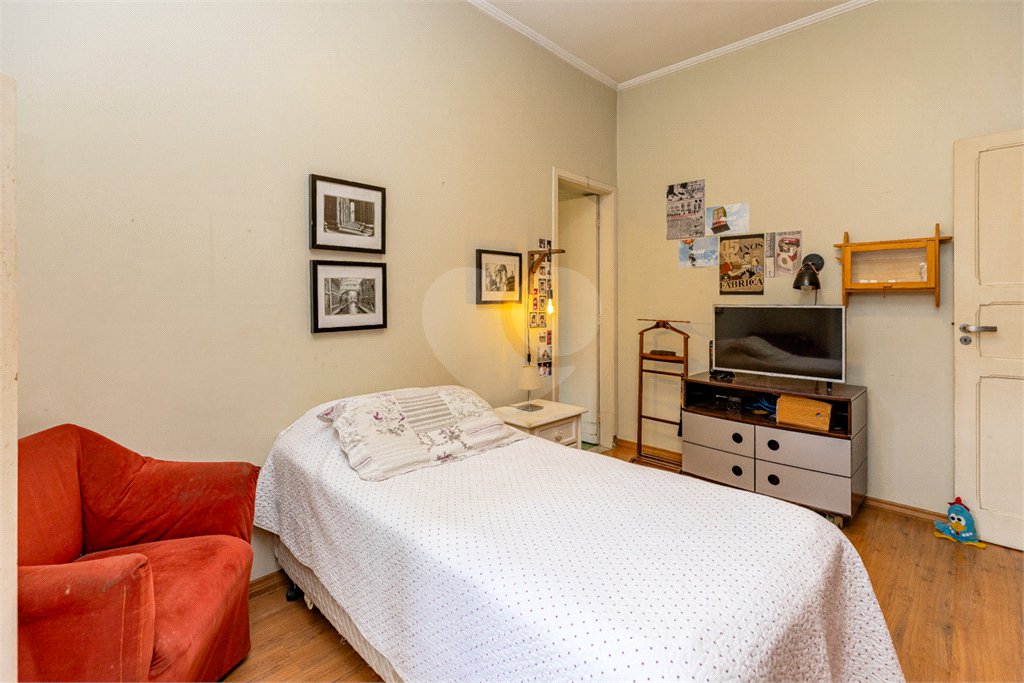 Sobrado à venda com 4 quartos, sendo 3 suítes, em Vila Cruzeiro, São Paulo, SP