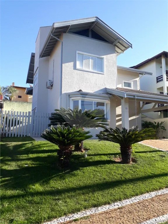 Sobrado à venda com 3 quartos, sendo 1 suíte,  em Condomínio Residencial Terras do Caribe, Valinhos, SP