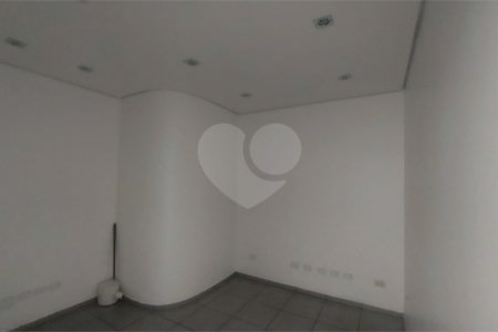 Sala Comercial na Prestigiada Alameda Lucas Nogueira Garcez