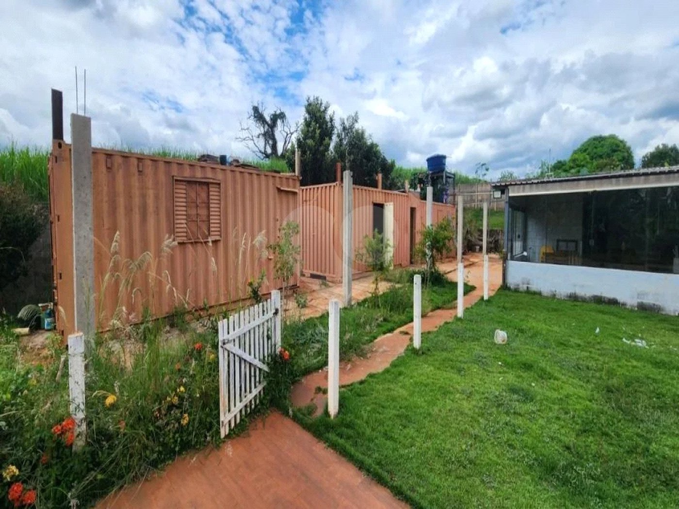 Chácara à venda com 4 quartos, sendo 1 suíte,  em Jardim dos Ipês, Brodowski, SP