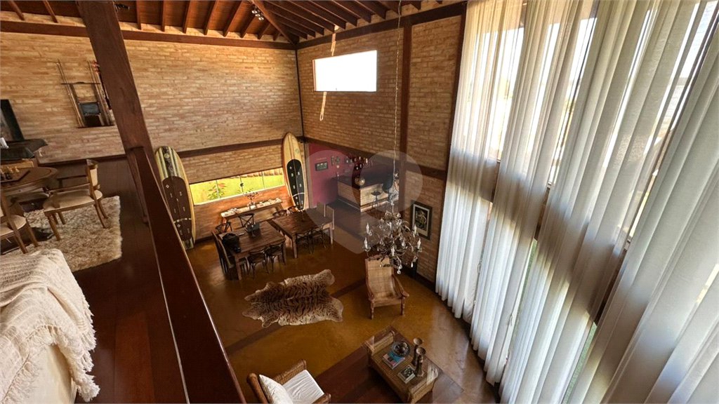 Casa para venda no Condomínio Vivenda do Broa.