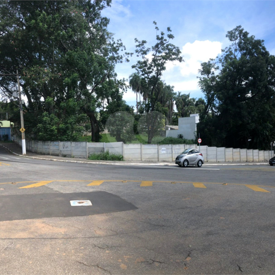 amplo terreno de esquina na avenida paulista