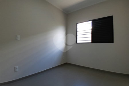 Casa recém construída
