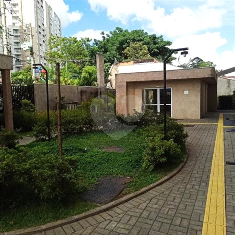 OPORTUNIDADE ÚNICA – APARTAMENTO COMPLETO, MOBILIADO E PRONTO PARA MORAR