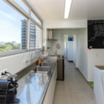 Apartamento para venda em Moema com 185m², 3 dormitórios sendo 1 suíte e 1 vaga