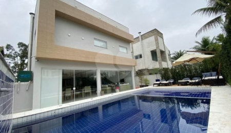 Casa à venda com 5 suítes em Vista Linda, Bertioga, SP