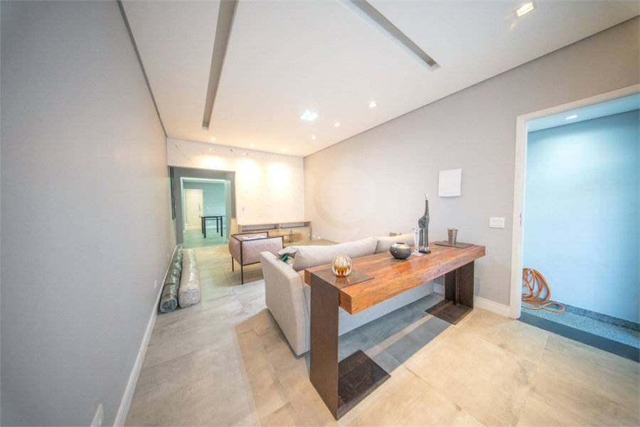 Sobrado de Vila com 200 m2 á venda no Tatuapé - Reformado Aceita Permuta
