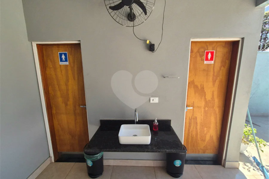 Dois imóveis em um terreno de 300 m² (12 x 25) - Com acesso independente