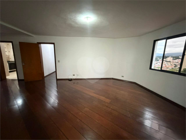 Apartamento à venda com 3 suítes em Jardim França, São Paulo, SP