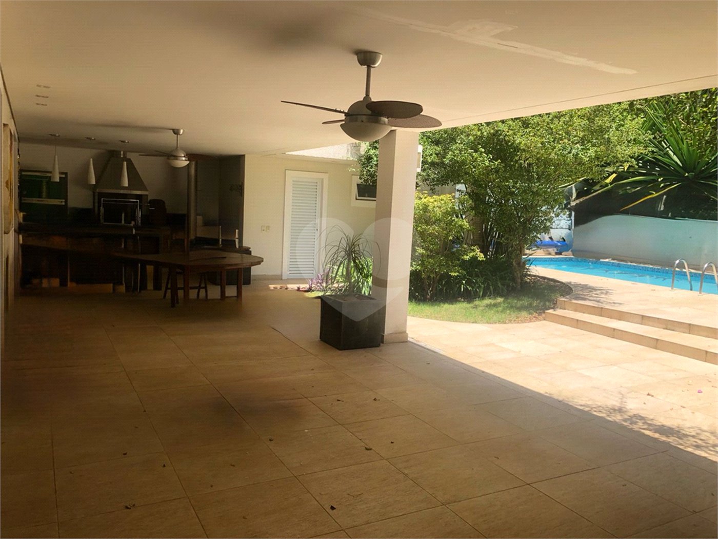 Sobrado à venda com 4 quartos, sendo 2 suítes, em Chácara Monte Alegre, São Paulo, SP