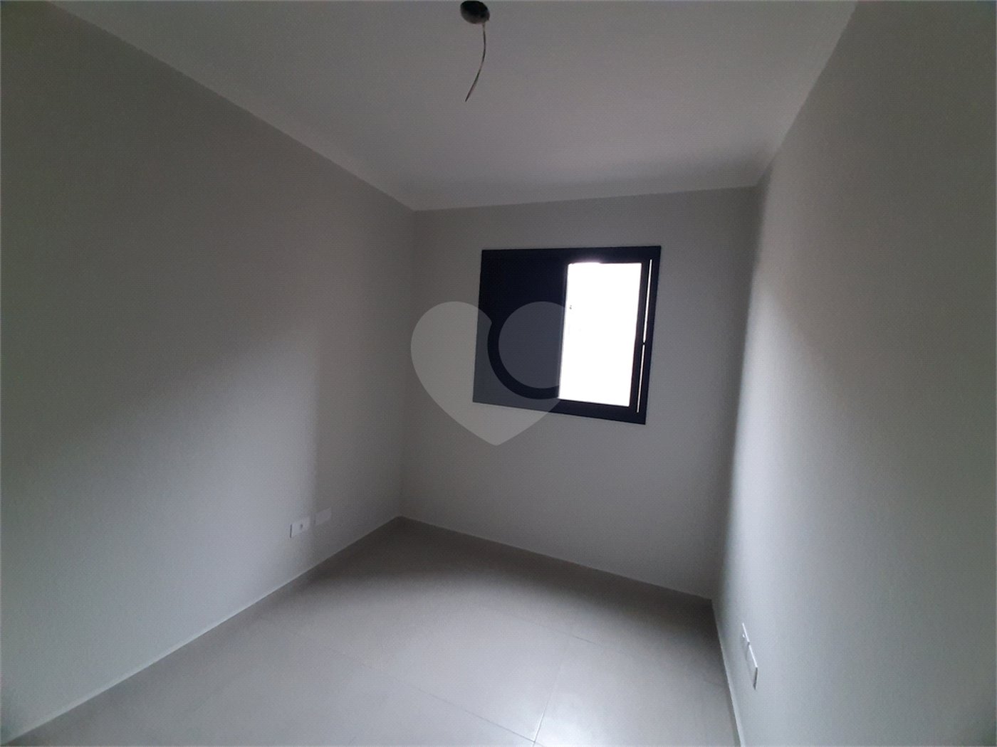 Apartamento com 44m2, 2 quartos, banheiro, sala, cozinha, varanda gourmet e garagem
