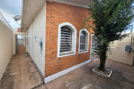 Casa à venda no Jardim Cruzeiro do Sul com edícula