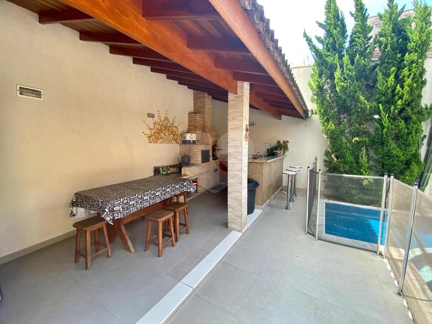 Sobrado 293 mt - 03 suites 2 closed, Sala esposa , sala Tv 5 wcs -