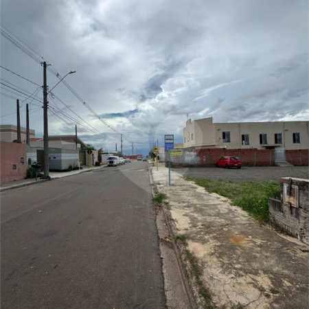 Terreno à venda no Jardim Embaré